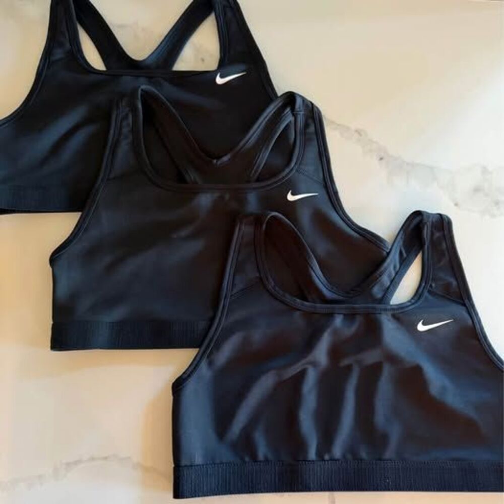 Nike youth XL sport la bra
